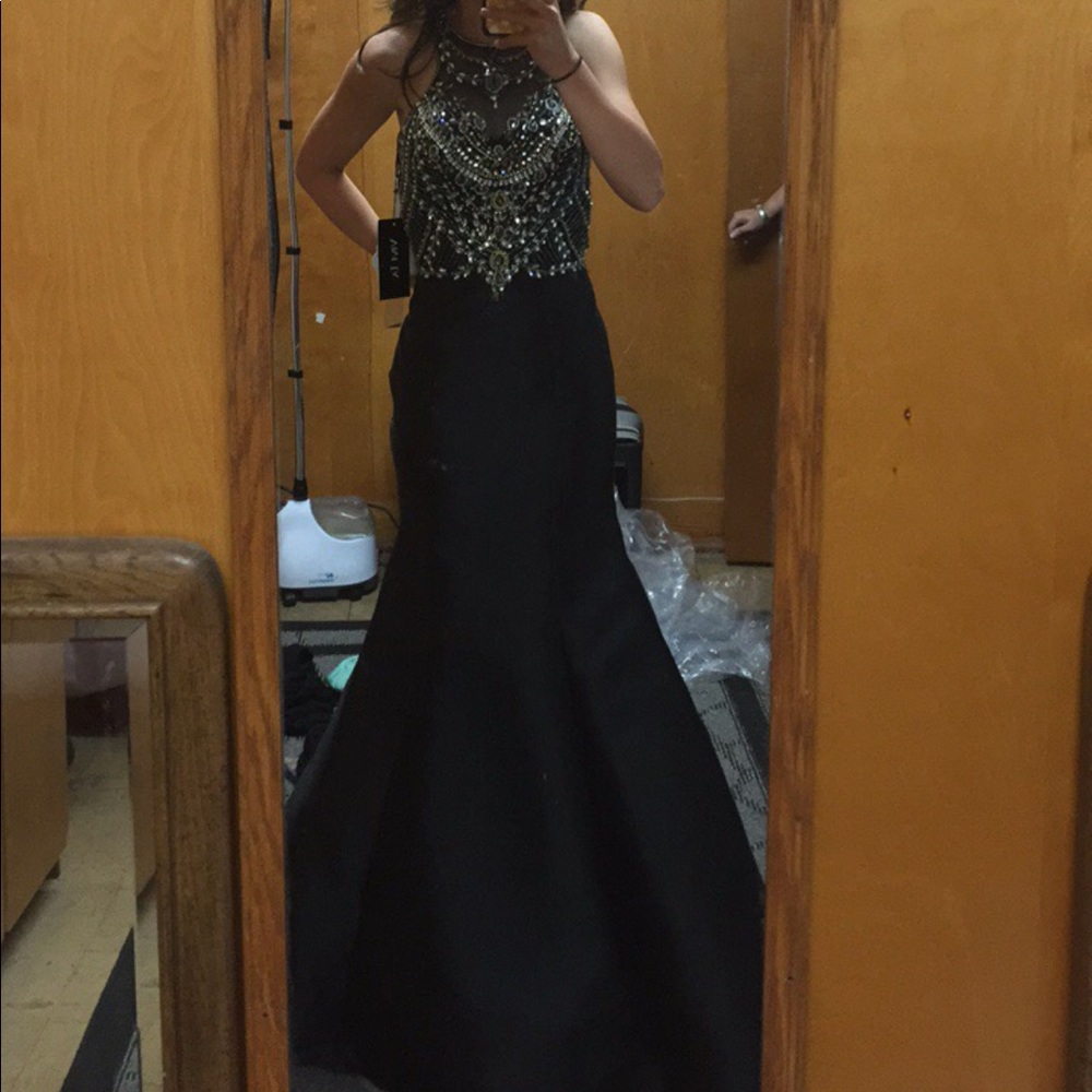 Black Prom dress